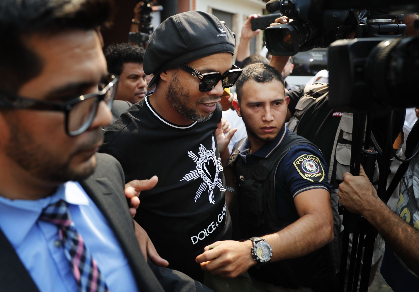 APTOPIX Paraguay Brazil Ronaldinho Detained